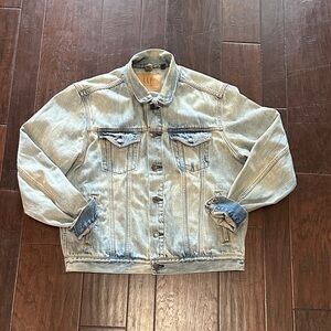 GAP Men's Faded Blue Denim Jacket